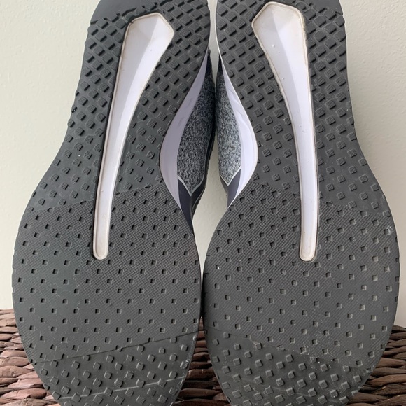 Puma Running Shoe - Picture 4 of 4